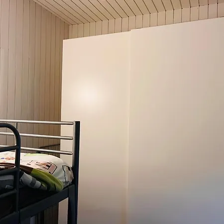 4-guest Cozy In هوتون